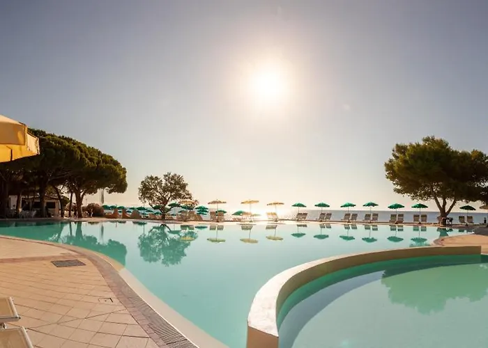 Club Marina Seada 4*